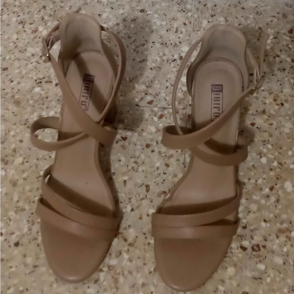 IDIFU Heels in Beige